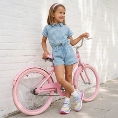1 LITTLE KID