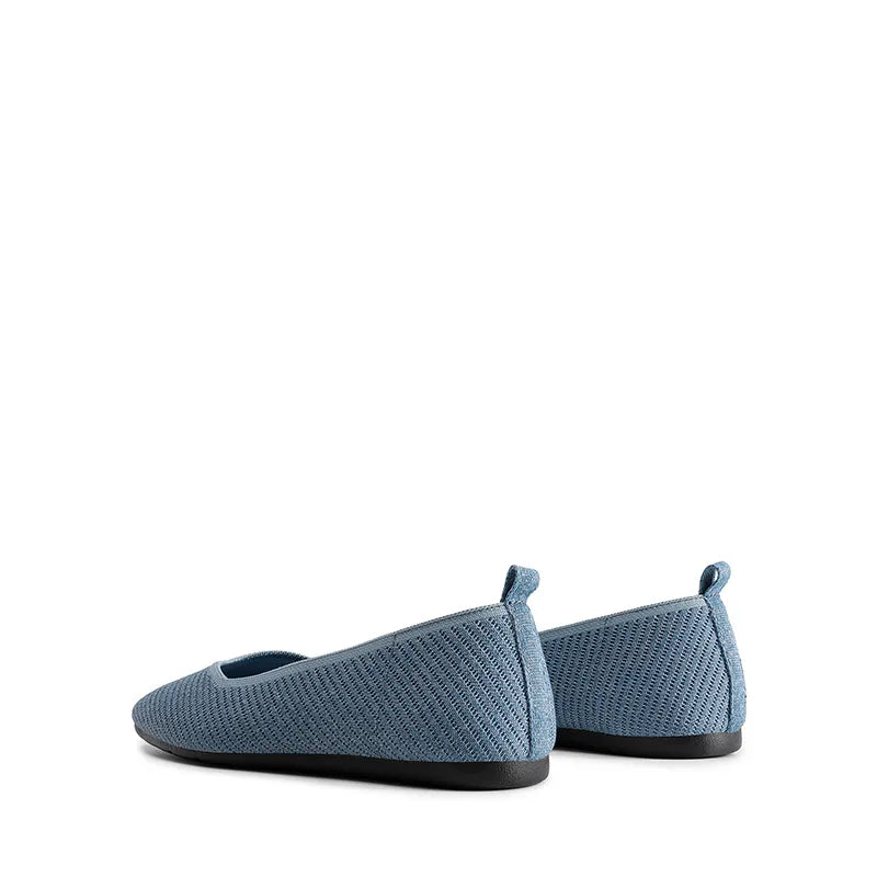 DENIM BLUE