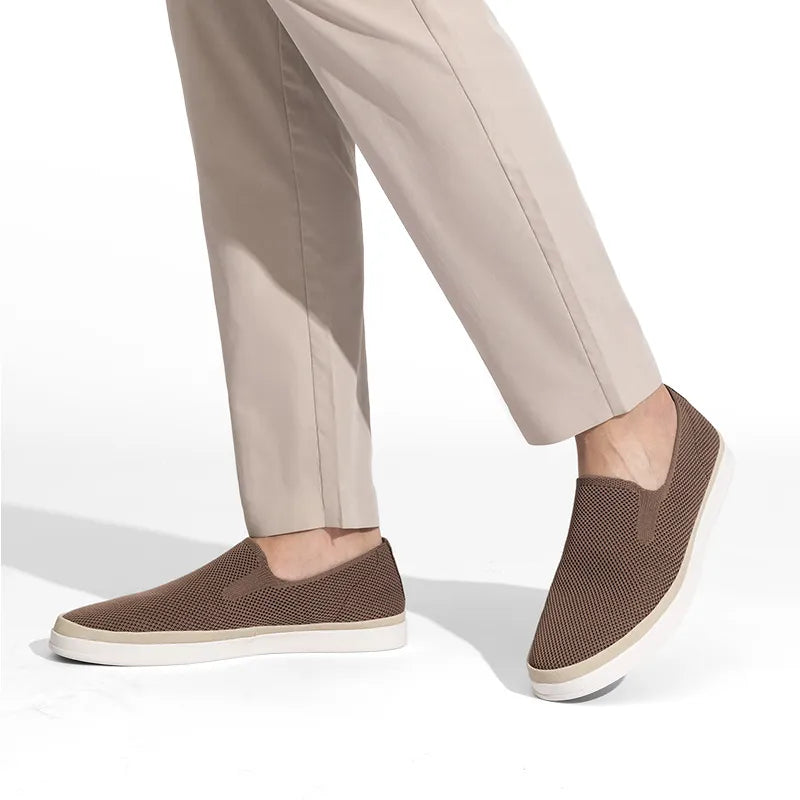 LIGHT BROWN