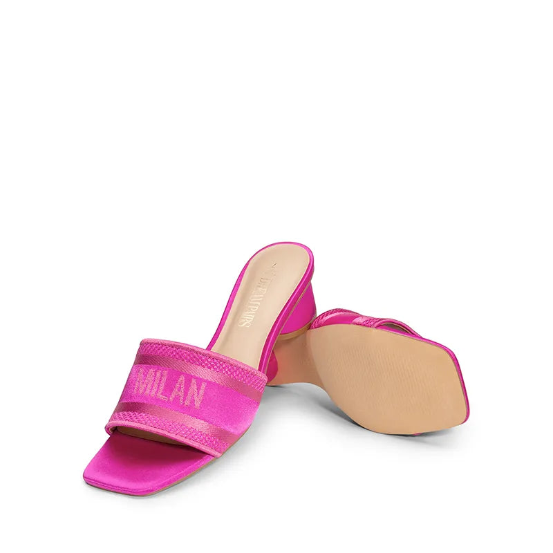 HOT PINK