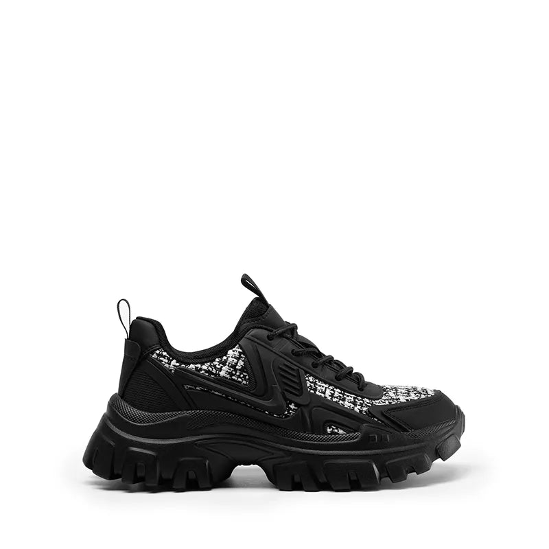 ALL BLACK