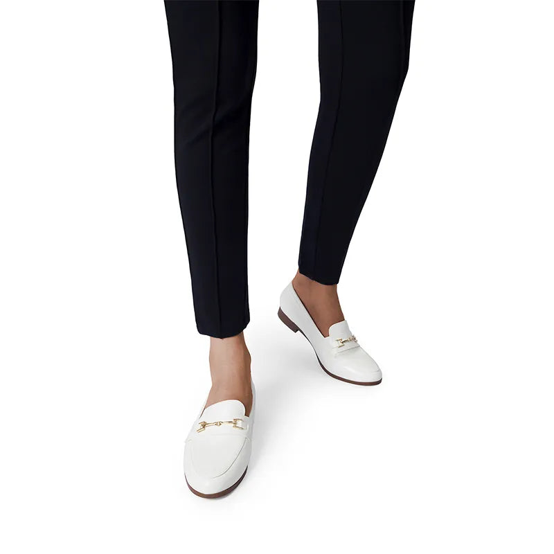 WHITE-PU