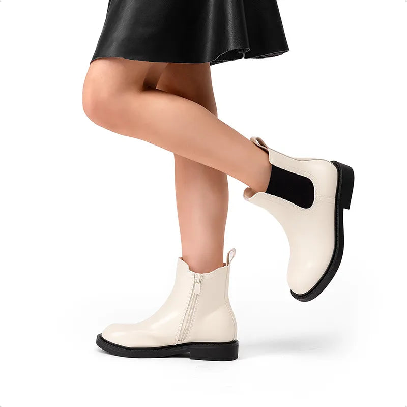 WHITE/BLACK