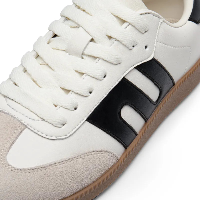 WHITE BLACK