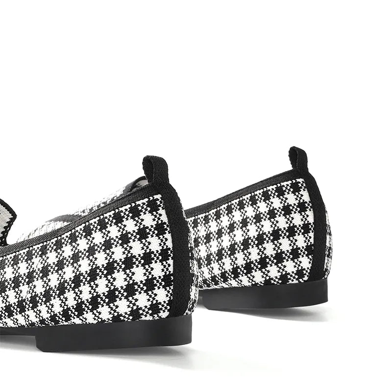 BLACK PLAID