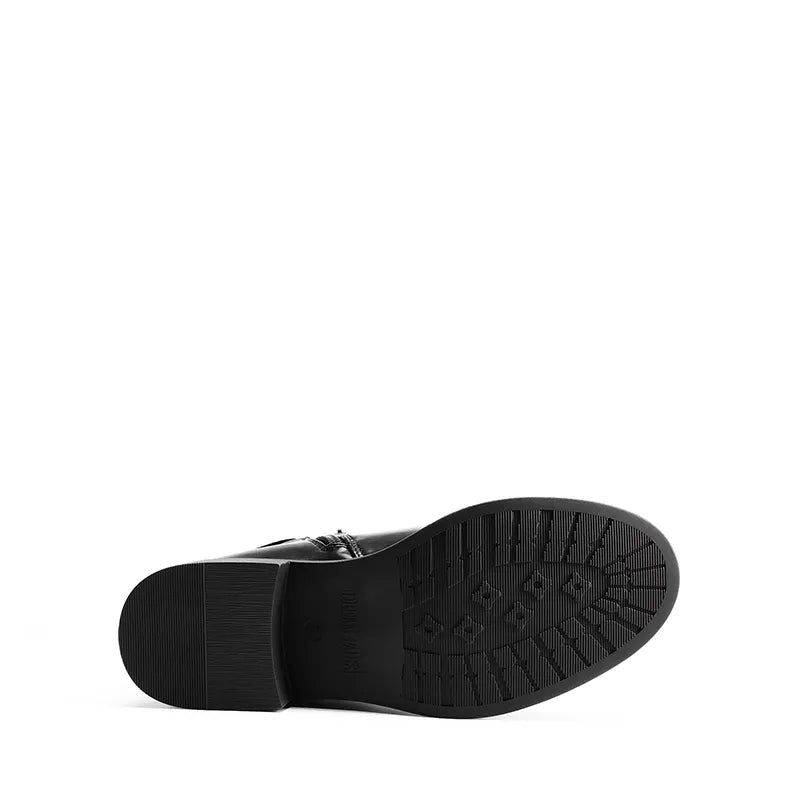 BLACK-OIL SKIN