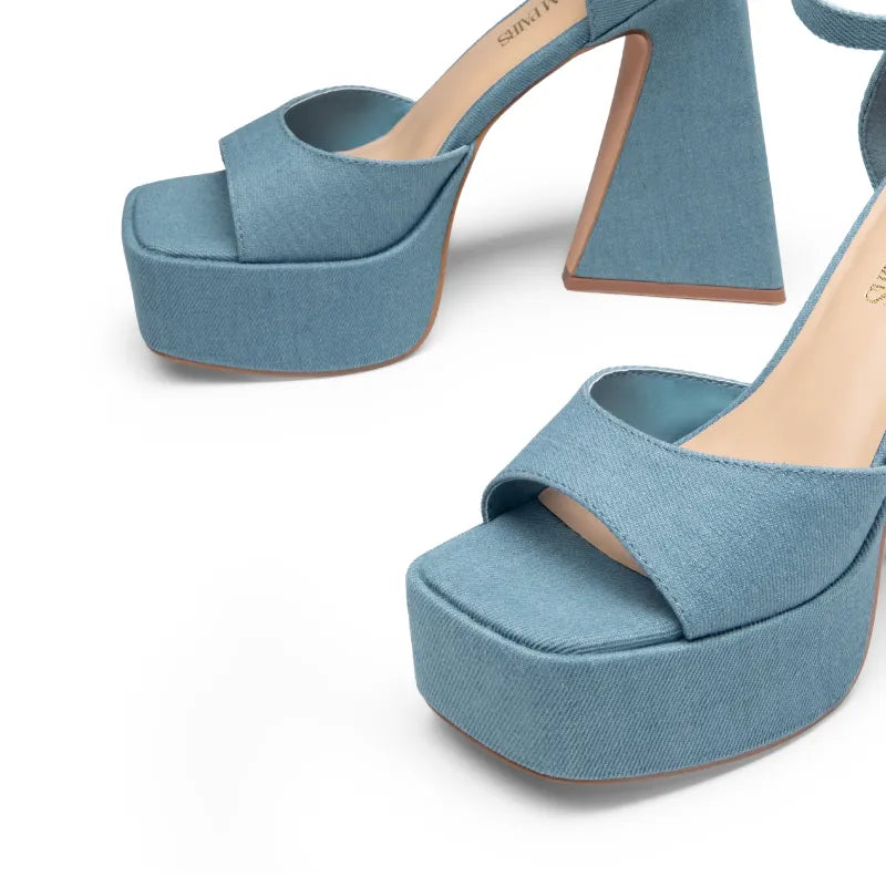 DENIM BLUE