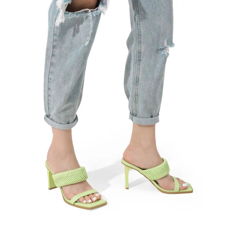 LIGHT GREEN