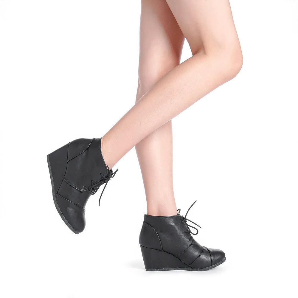BLACK PU
